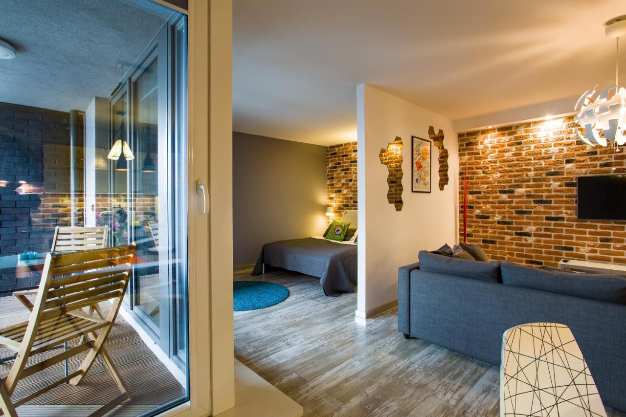 Designomania Apartments - Nadwislanska 11 — Photos 2